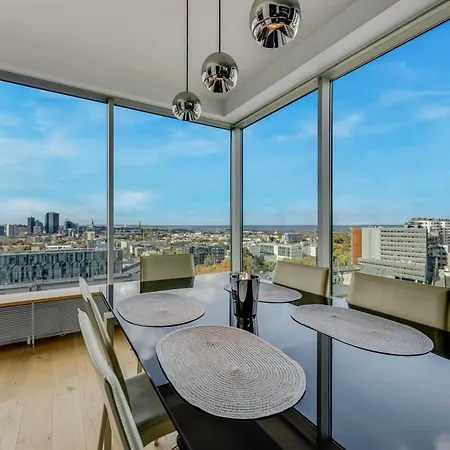 High-rise Panoram View Ultra Luxury